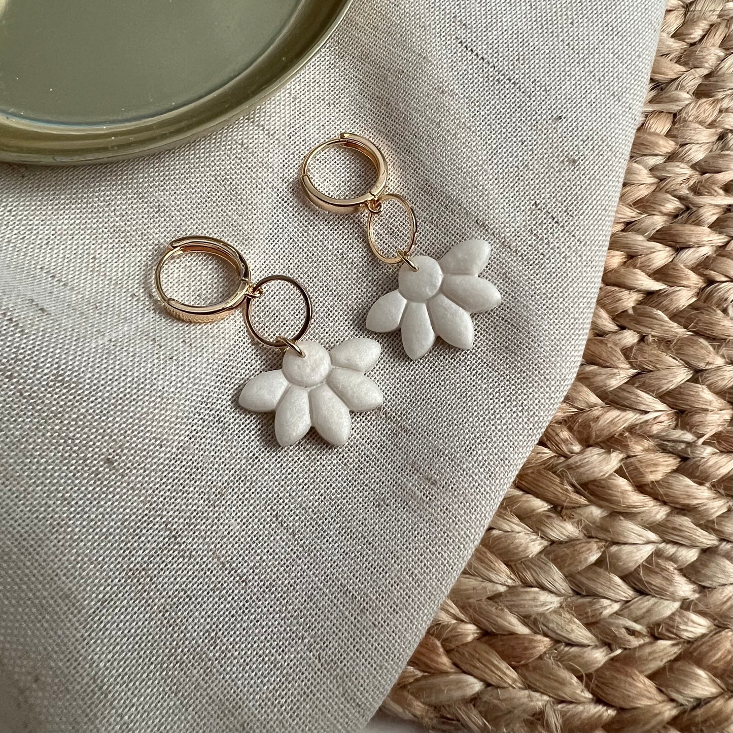 Pearl Daisy