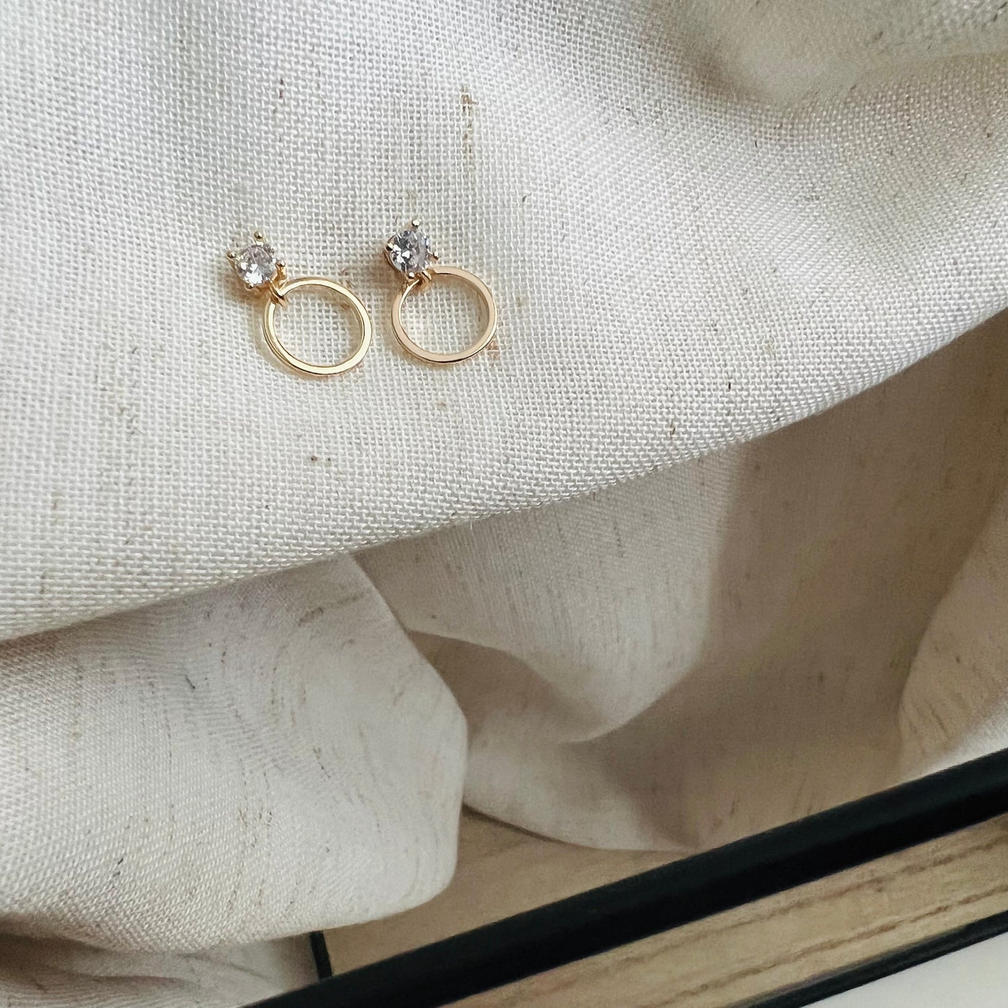 Dainty Cubics