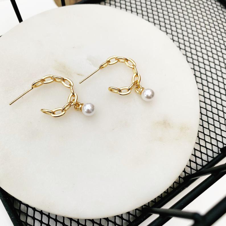 Chunky Chain Pearl Hoops