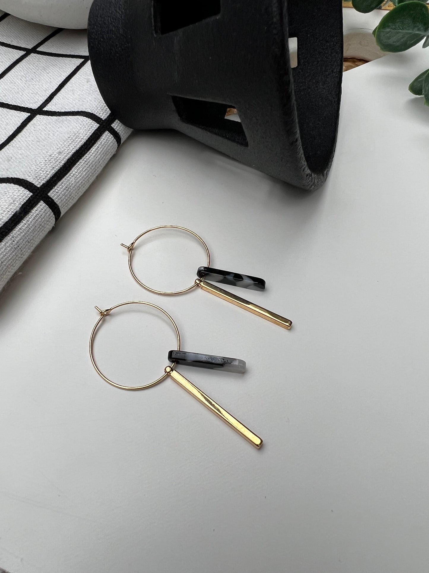 Dainty Hoops
