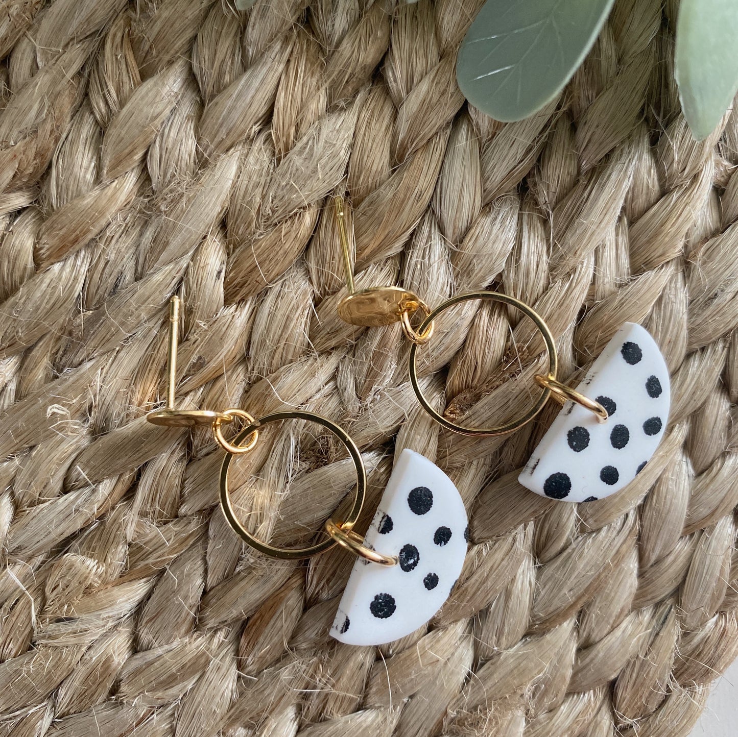 Dotty Dangles