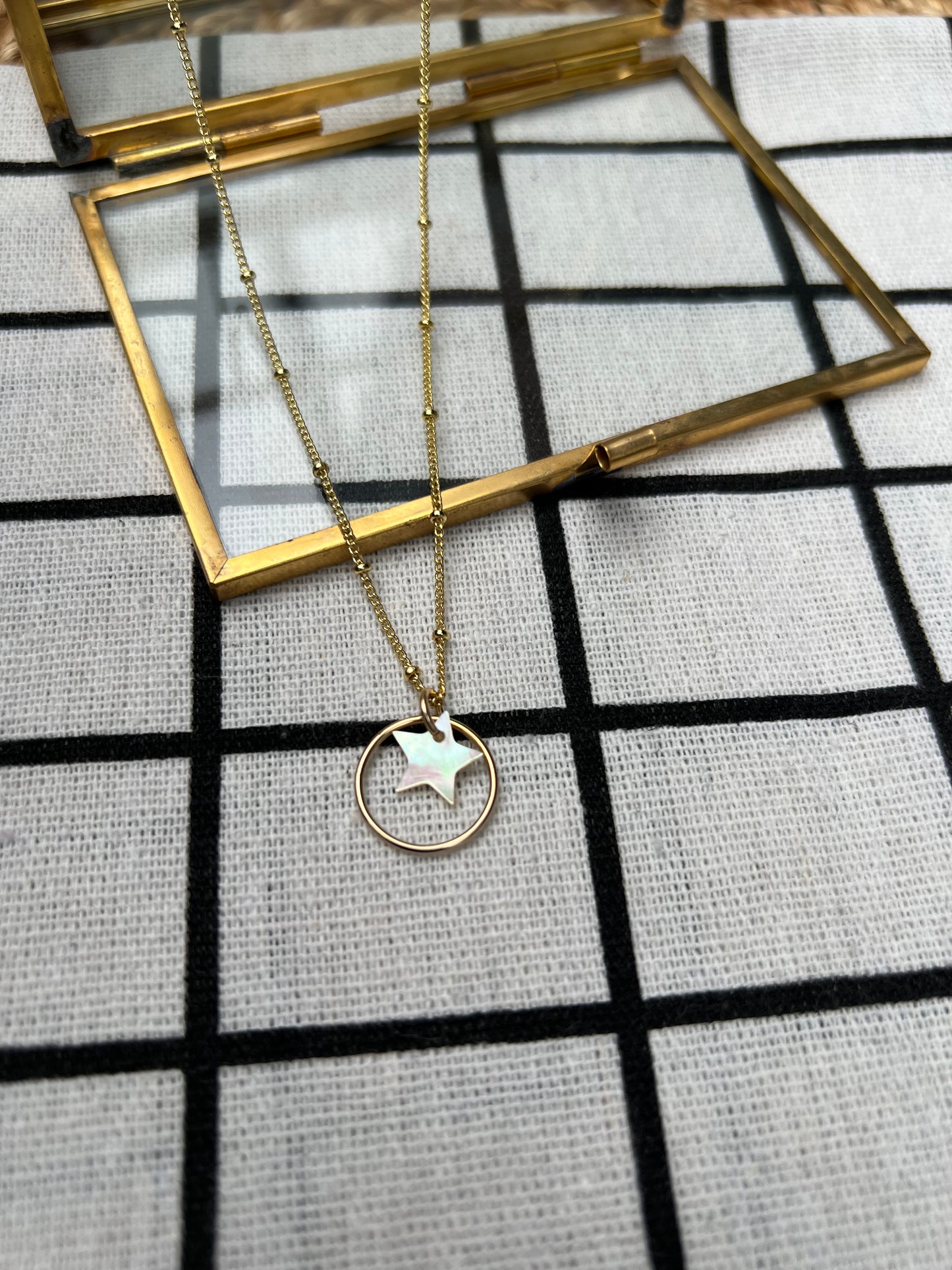 Black Mother of Pearl Star Necklace