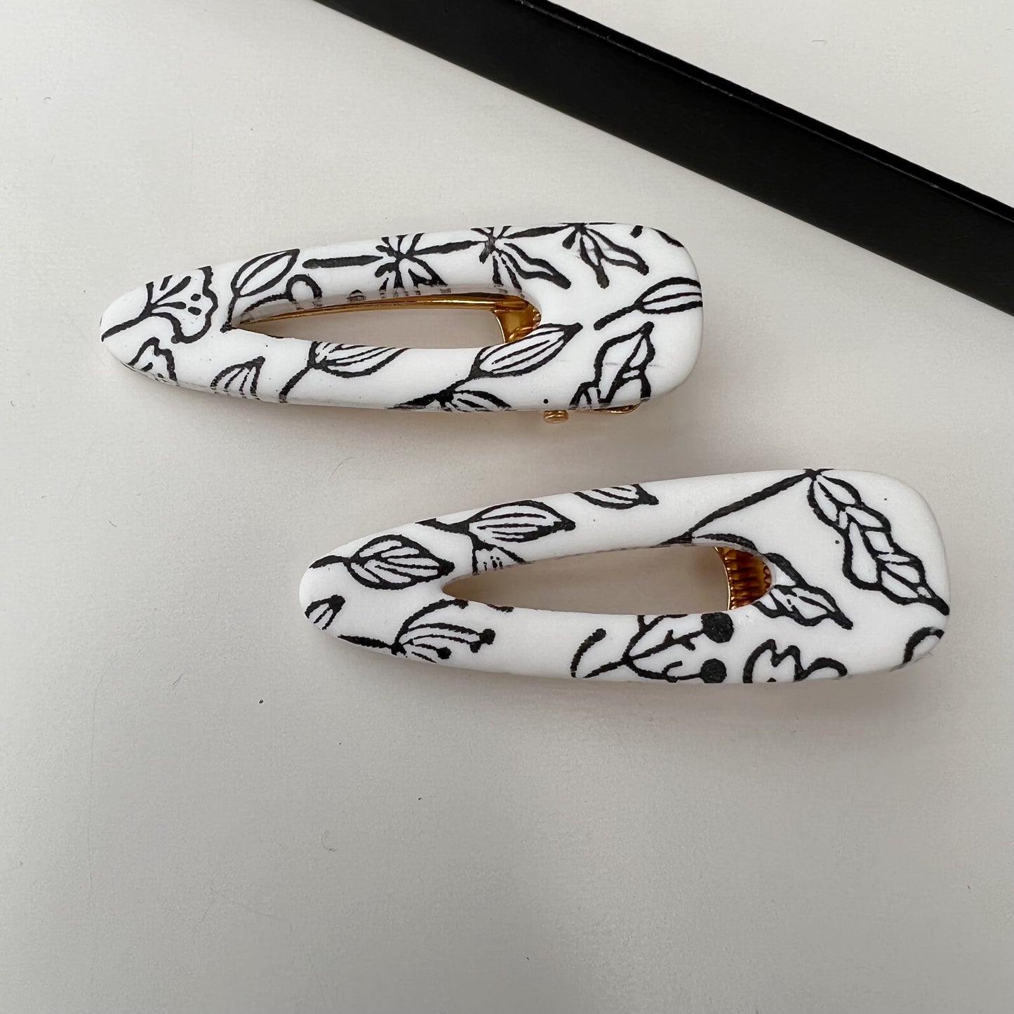 Leaf Print Clips